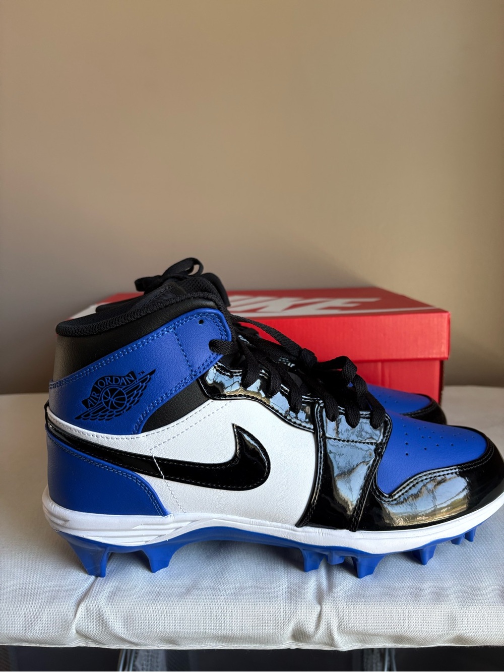 Jordan One’s Football Cleats - Picture 3 of 4